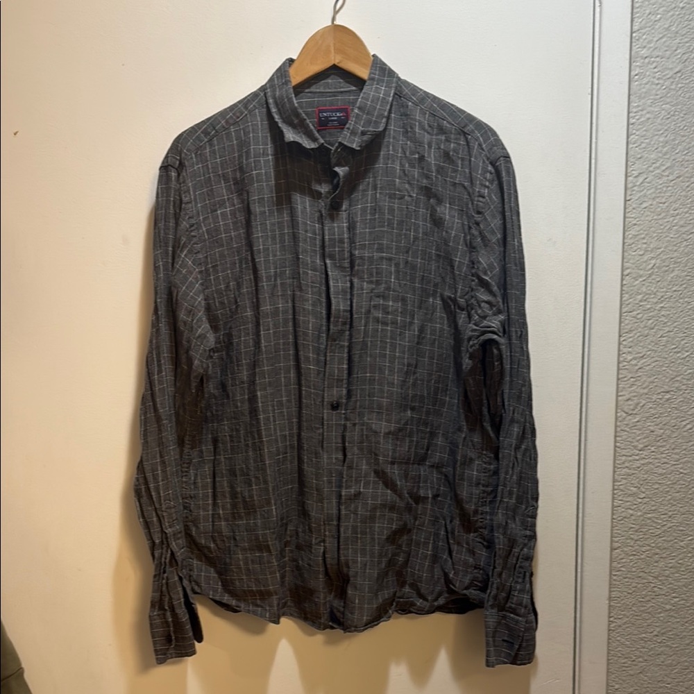 UNTUCKit Gray Casual Button Down Shirt